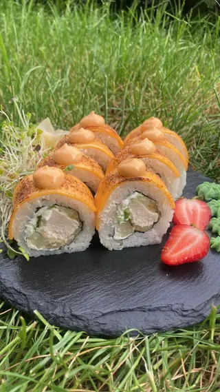 Chicken special roll (8 sztuk)