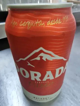 Dorada lata