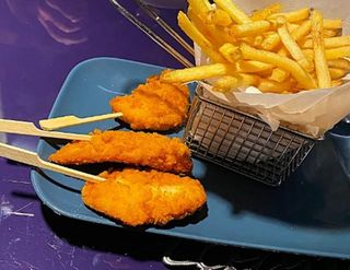 Lizaki z piersi kurczaka