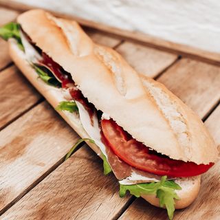 Baguette serrano