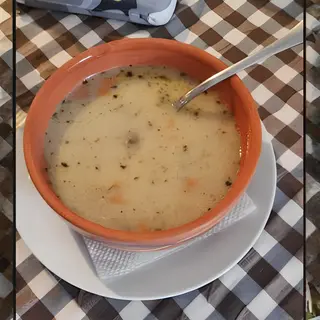 Teleća čorba