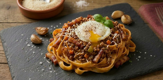 Fettuccine A La Boloñesa