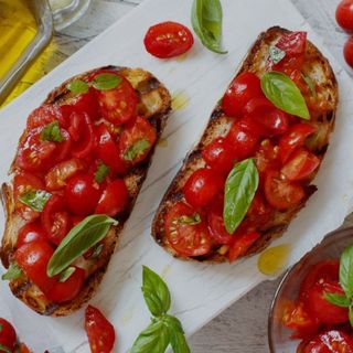 Bruschetta Clásica (2 Uds.)