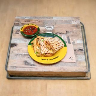 ملاوي املات صلامي: Mlawi omelette salami