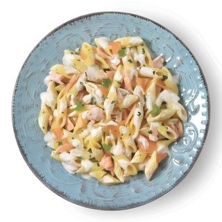 Mezze penne al salmone + Bevanda