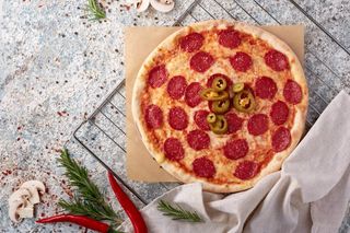 Піца Пепероні (30см)