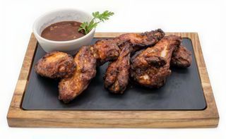 Alitas de pollo con salsa barbacoa