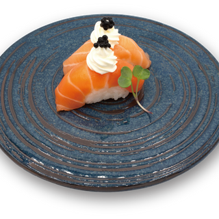 213 Nigiri De Salmón, Queso Y Huevas (2 Uds.)