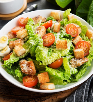 ცეზარი ქათმით და ბეკონით