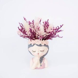 Boneca em Resina com Flores Preservadas (flores grandes)