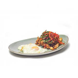 Puntillas Con Huevos Rotos Y Pimientos