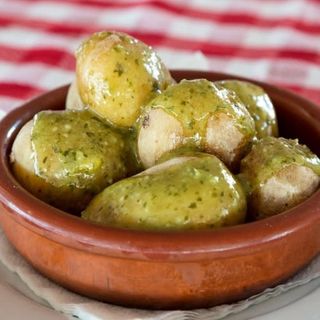 Papas Arrugadas Con Duo De Mojos