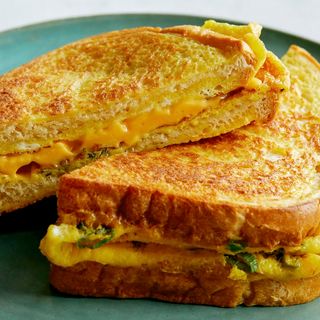 Omelette sandwich