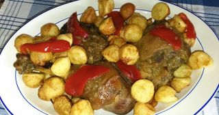 Pitu De Caleya Guisado Con Patatinas