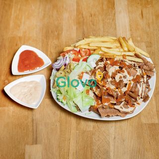 Doner Kebab na talerzu mały