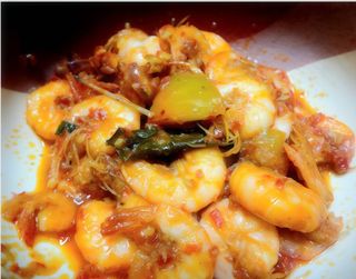 Gambas Salteadas En Salsa Picante