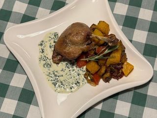 Сицилійська капоната з качиною ніжкою та запеченим гарбузом (350g)