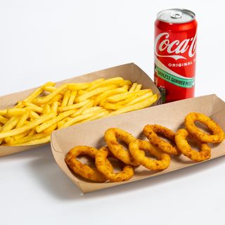 Onion rings + pomfrit + piće