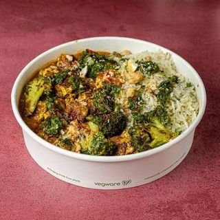 Tikka Masala de Tofu e Lentilhas Coral