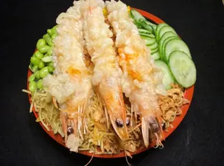 23J.Poke tempura langostinos	
