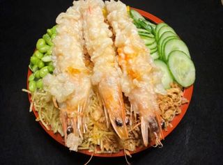 23J.Poke tempura langostinos	