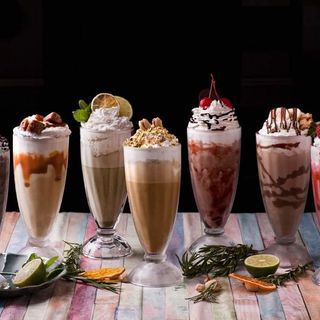  MILKSHAKE СНИКЕРС 0,4 