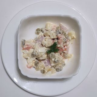 Салат Олів'є (130г)