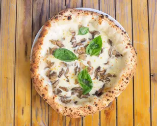 Pizza delizia