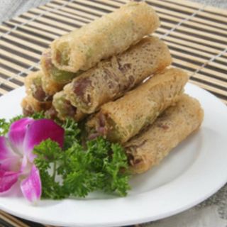 8B. Rollito marisco, 4 unidades