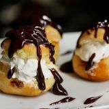 Profiteroles au chocolat