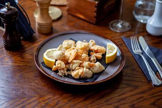 Friptură de peşte / Fritto misto