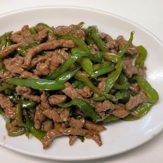 43. Ternera Con Pimientos Verdes