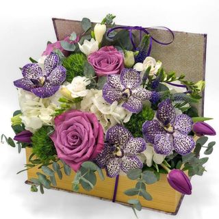 Aranjament floral in carte