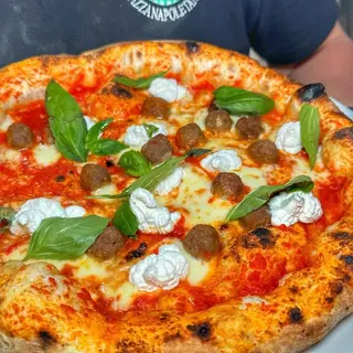 Pizza Maradona