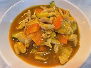 Pollo alle mandorle