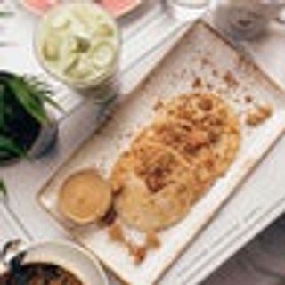 Pancake proteici burro d'arachidi e granola