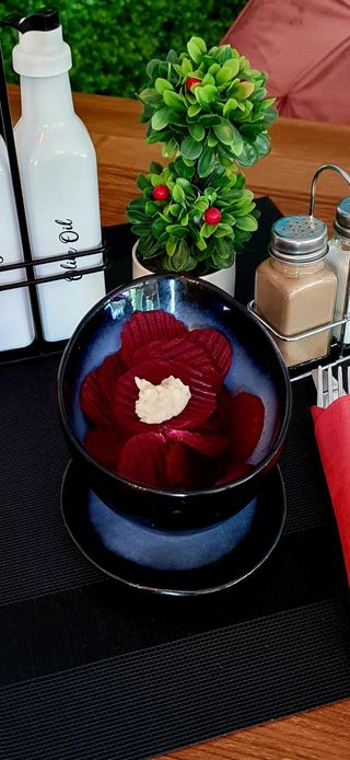 Salata de sfeclă roșie cu hrean