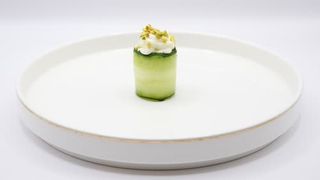 306. Gunkan cetriolo - 1 pezzo