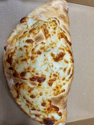 Пица Калцоне (затворена само за 30 см. )