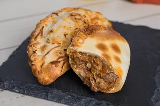 Empanada De Carne A Cuchillo