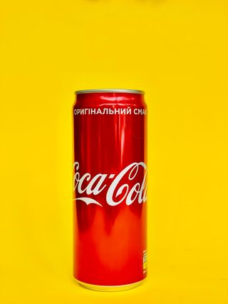 Кока-кола (330мл)