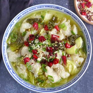 Soupe De Poisson À La Façon Sichuan (Suan Cai Yu)