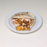 Arepa Carne Mechada Y Salsa Rosa