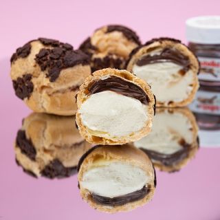 პროფიტროლი შოკოლადით 