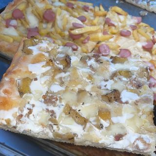 Patate al forno e salsiccia 