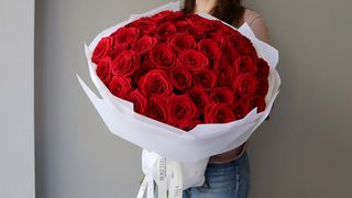 50 Red Roses
