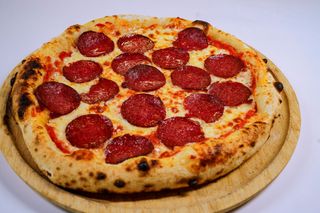 Pizza Salami Ø32cm