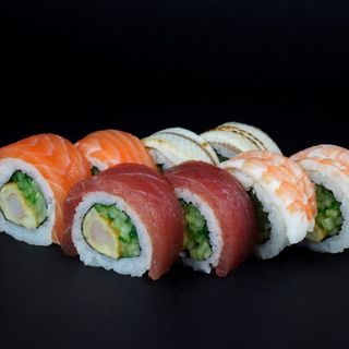 California GOLD RAINBOW ROLL