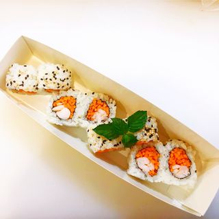 Uramaki Gambero bollito e carota