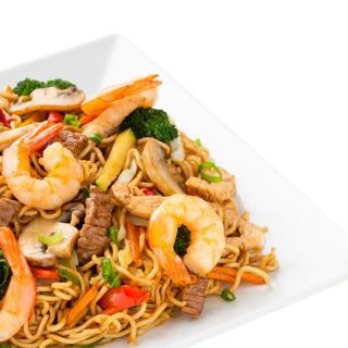 Udón Con Curry Pollo